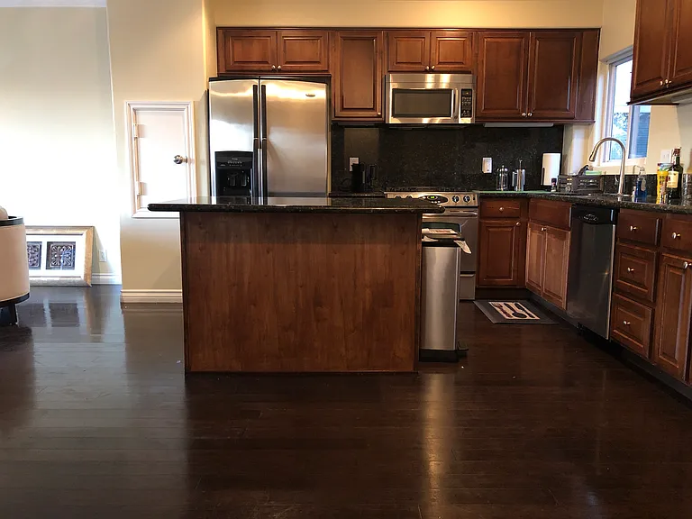 5942 Riley St — Photo 6