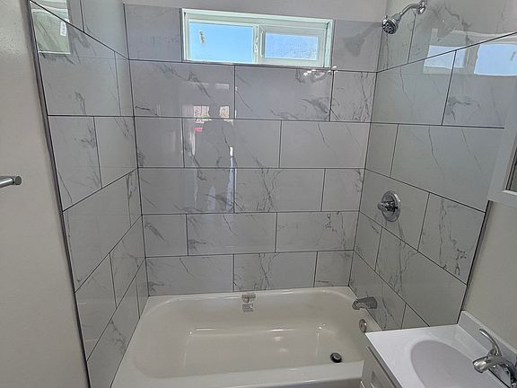 5th image of 603 Island Ave APT 2