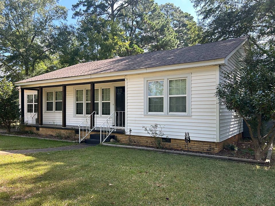 1st image of 910 Highland Cir