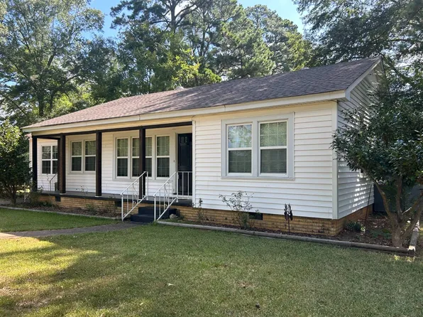 910 Highland Cir, Magnolia, AR 71753
