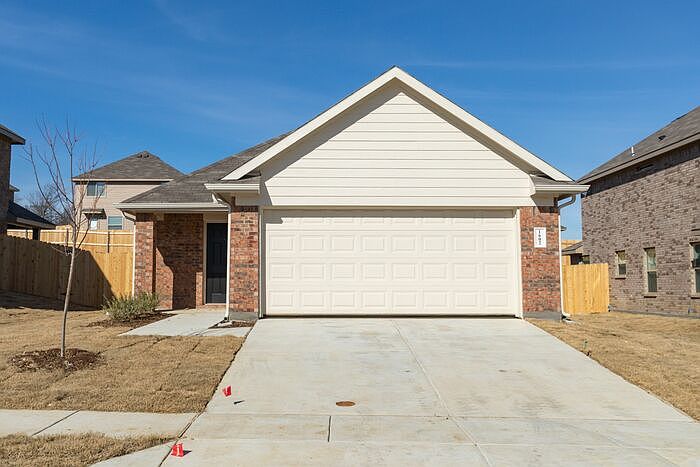 1st image of 1602 Swallow Dr