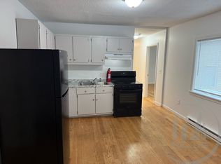 23 Hawley St APT 2, Worcester, MA 01609