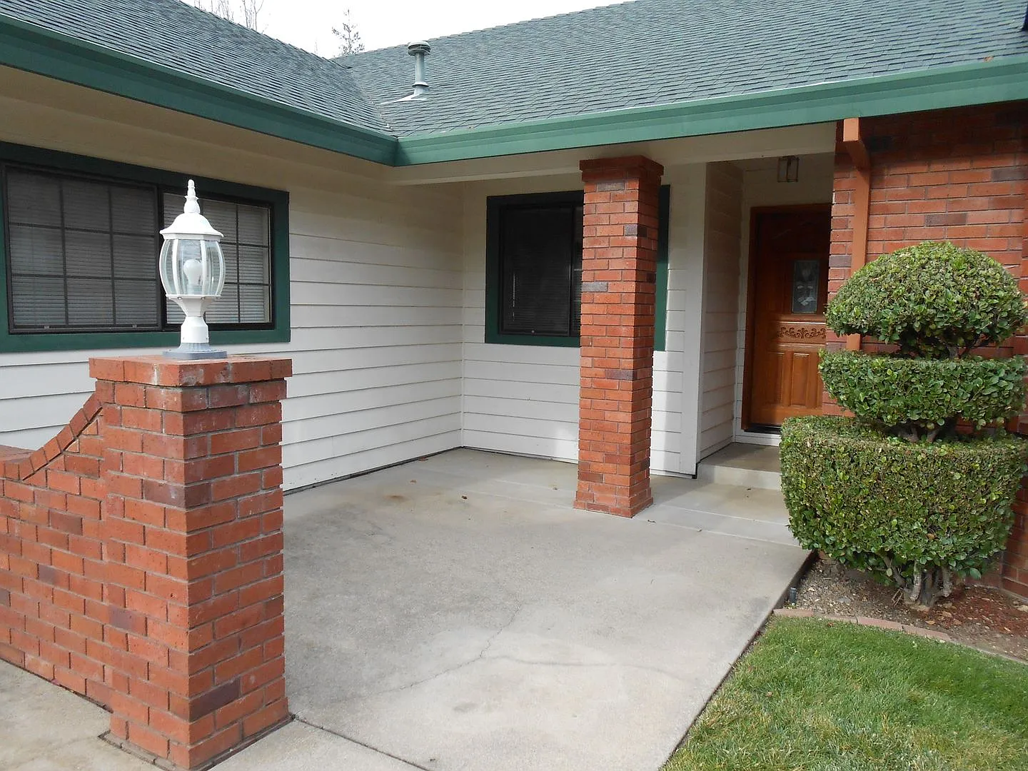 West Redding Home with Landscaping included — Photo 4
