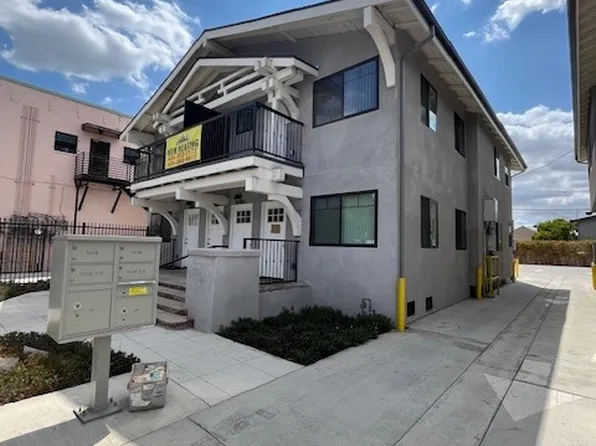 1016-1020 W. 42nd Street