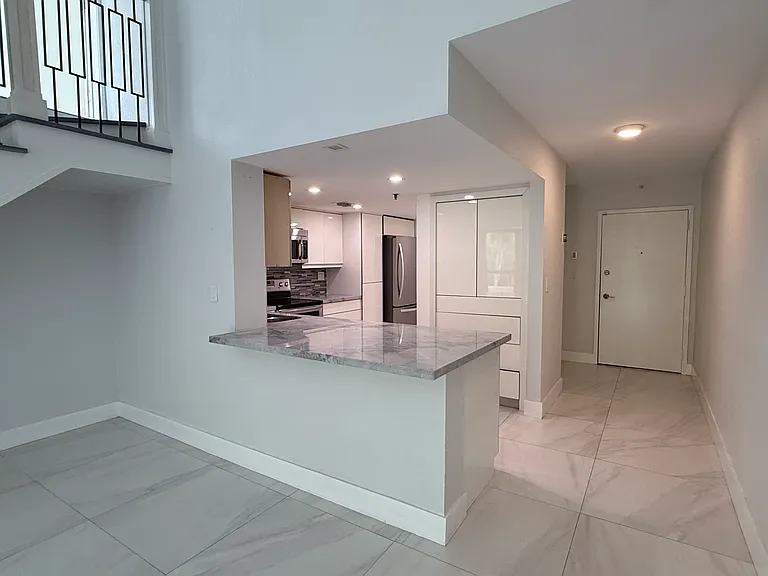 730 Coral Way #302 — Photo 18