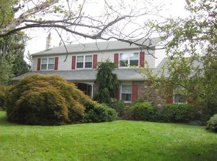 51 Shady Lawn Dr, Churchville, PA 18966