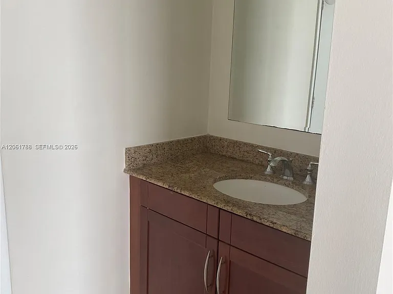 7275 SW 90th Way #509 — Photo 10