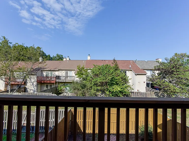 3279 Westdale Ct — Photo 3