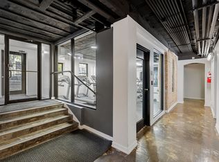 4875 N Magnolia Ave #215, Chicago, IL 60640