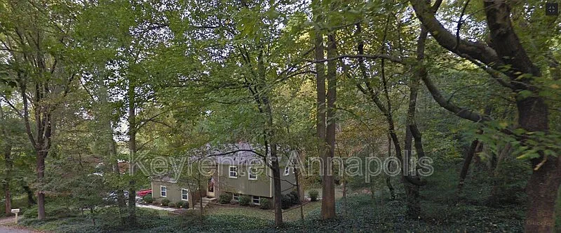 3 bed, 3.0 bath, 1988 sqft, $3,399 — Photo 2