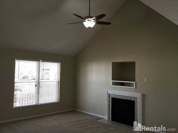 3rd image of 6093 Jourdon Dr