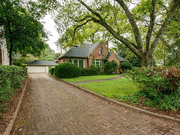 2nd image of 3608 Saratoga Dr