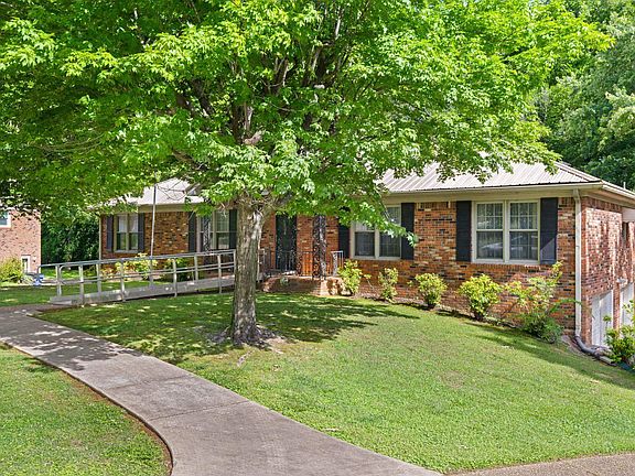 2nd image of 1911 Beechwood Dr