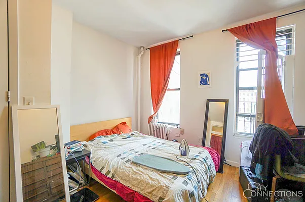 Rented by City Connections Realty | media 15