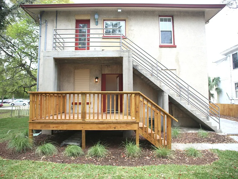 78 Riberia St — Photo 16