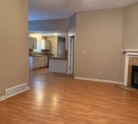 3rd image of 5600 Kayla Dr