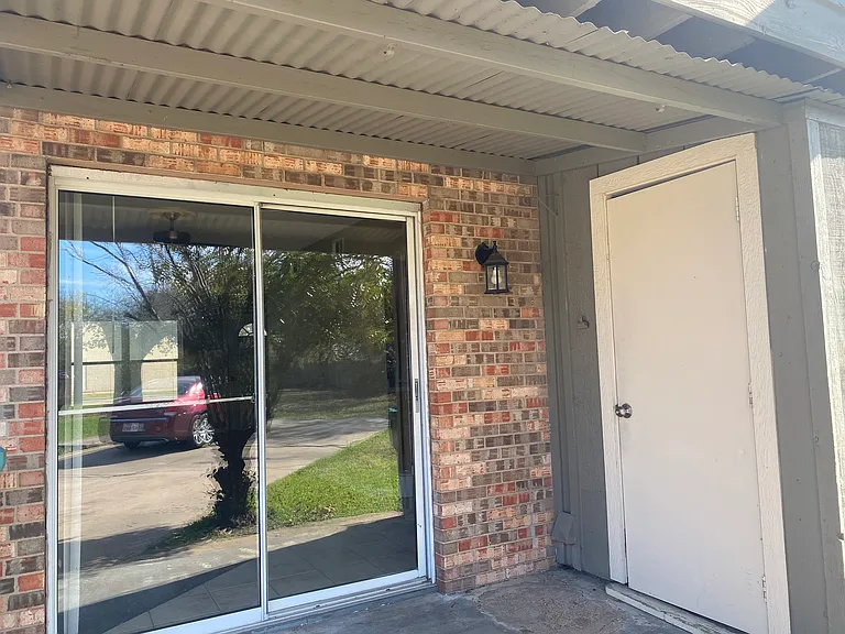 1710 N Travis St #1710 — Photo 13