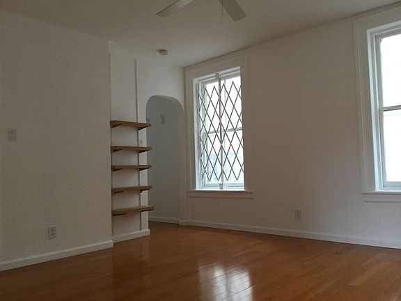 5th image of 339 W 4th St APT 3R