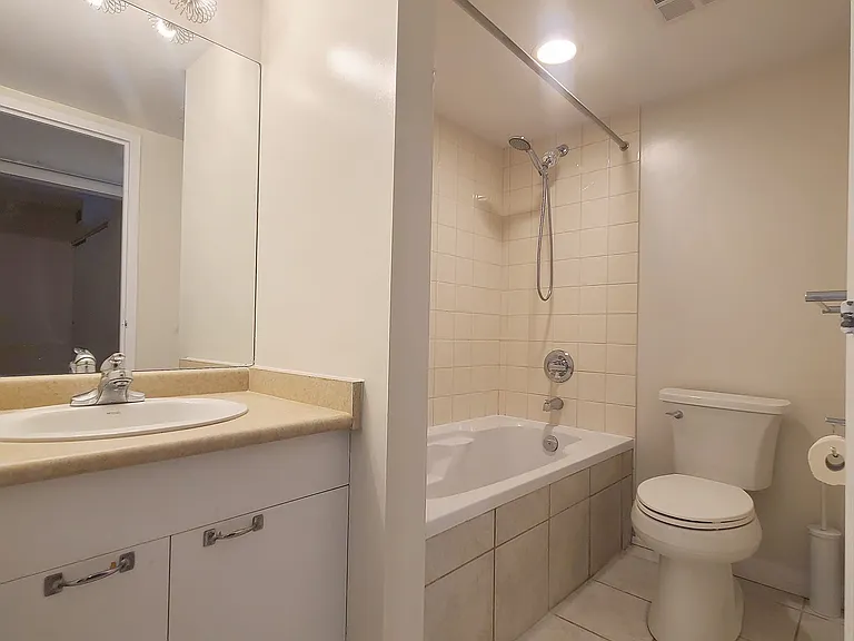 75 Dalhousie St #504 — Photo 12