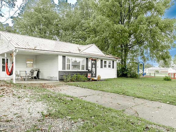3rd image of 7009 Nathan Hale Way