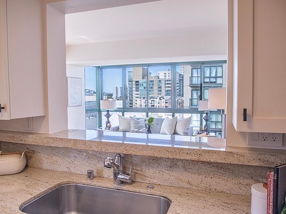 4th image of 1 Daniel Burnham Ct APT 511