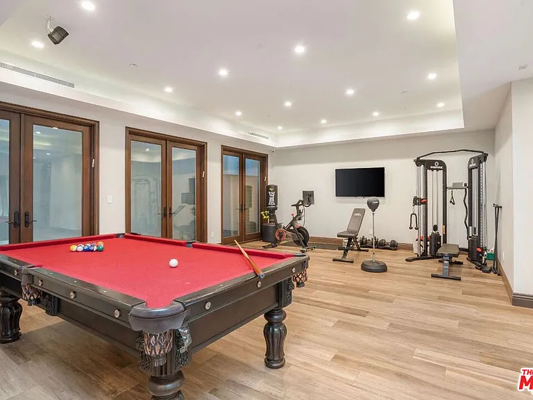 333 S Canon Dr — Photo 22