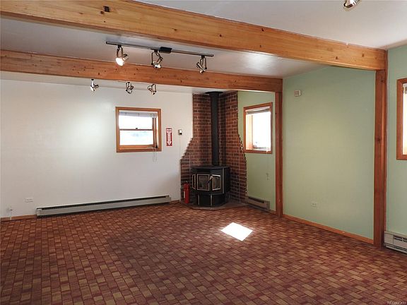 5th image of 13028 Parker Ave