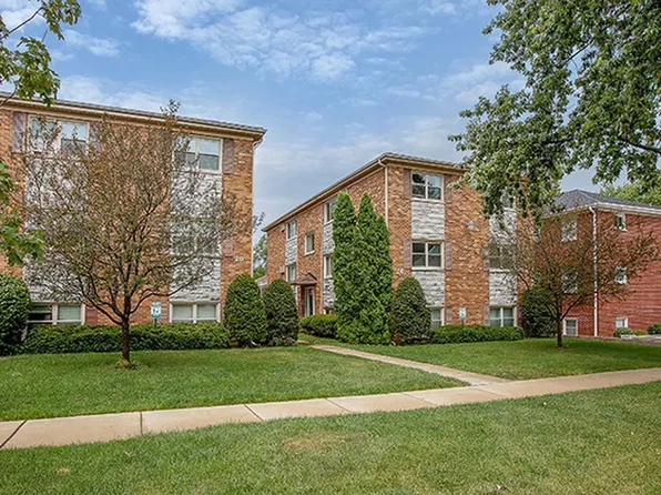 20 N Garfield St APT 4, Lombard, IL 60148