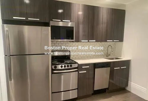 270 Newbury St #5 — Photo 1