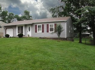 1111 Dauphine Ln, Ballwin, MO