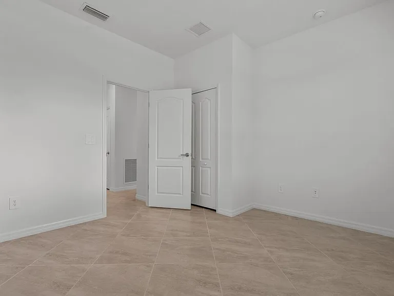 4363 Lemongrass Dr — Photo 20