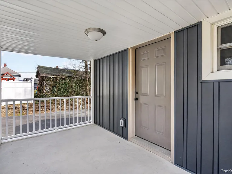 62 Poplar St — Photo 6