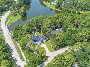 1 E Wedgewood Gln, Spring, TX 77381