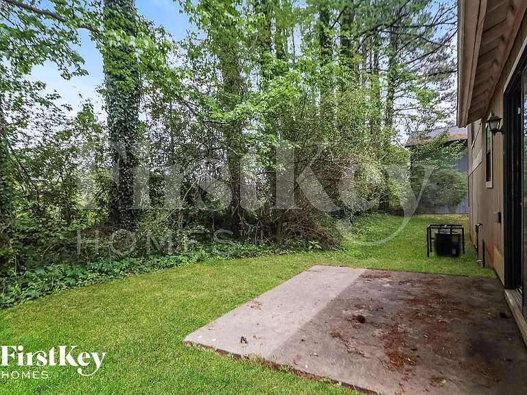 3346 Clevemont Way — Photo 15