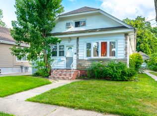 119 Craig Ave, Freeport, NY 11520