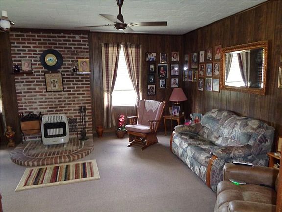 3rd image of 409 Plauche St