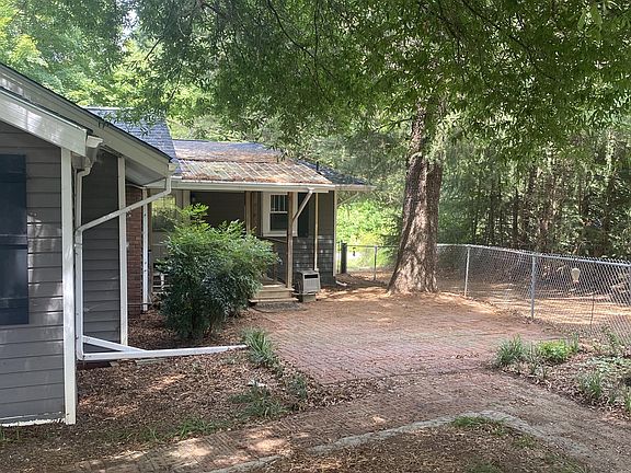 2nd image of 1329 Zion Church Rd