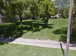 2525 Lafayette St, Waterloo, IA 50703