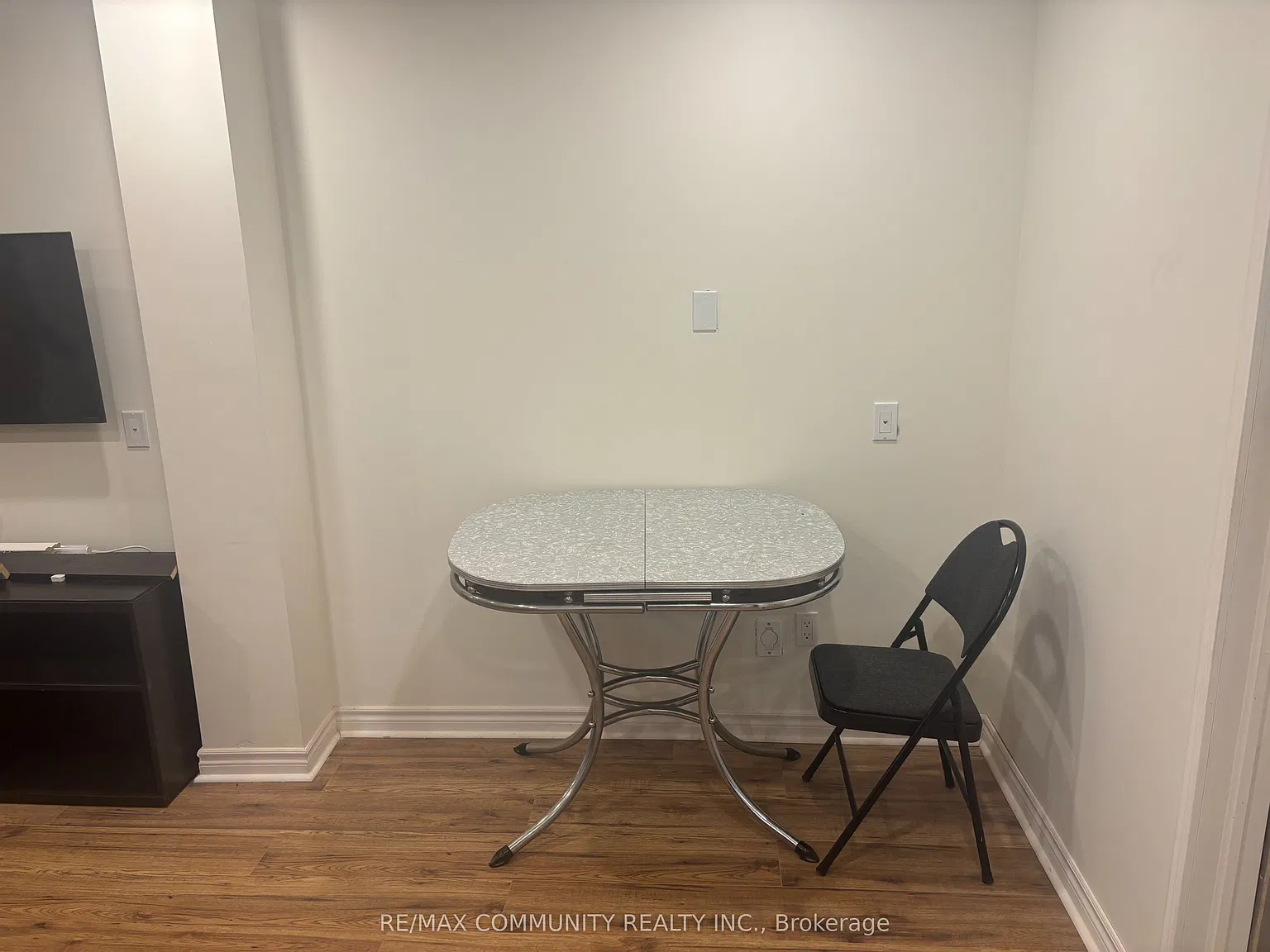 2 bed, $1,990 — Photo 4