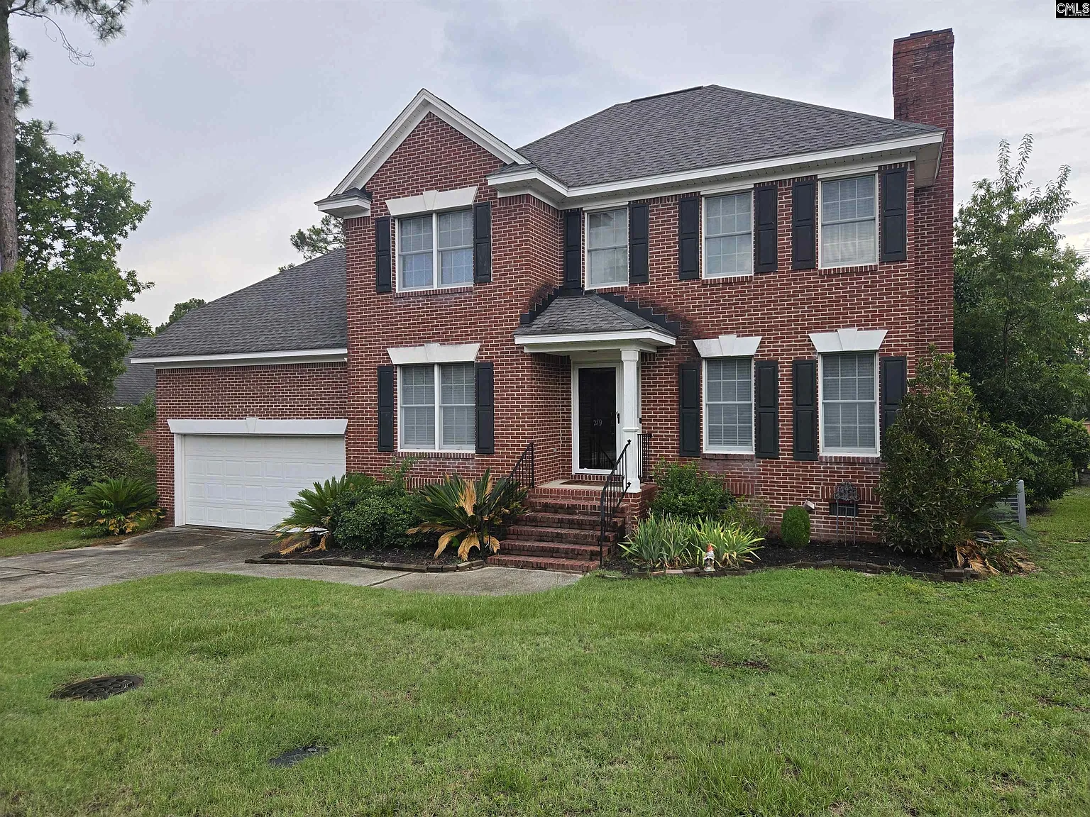 3 bed, 2036 sqft, $2,200 — Photo 3