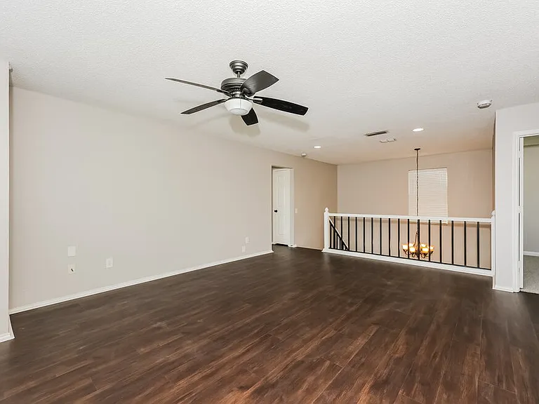 3229 Kathy Ln — Photo 9
