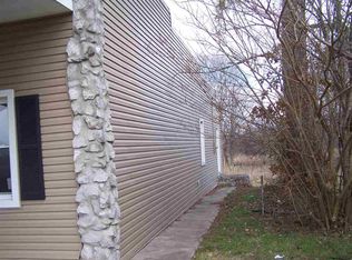 13066 Cemetery Rd, Bowling Green, KY 42103