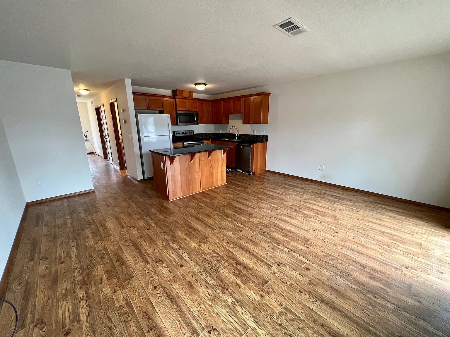 297 Sowell Dr — Photo 2