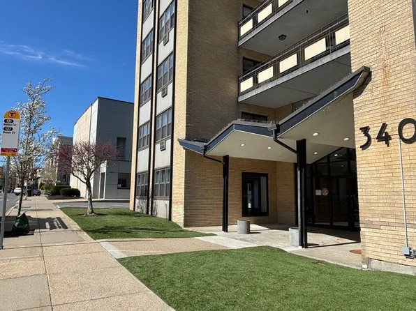 340 Main St APT 307, Melrose, MA 02176