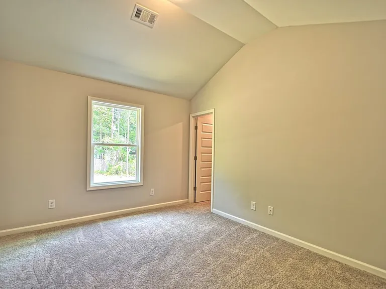 727 McDonald Dr — Photo 13