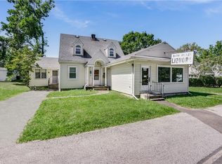16 S Parsonage St, Rhinebeck, NY 12572