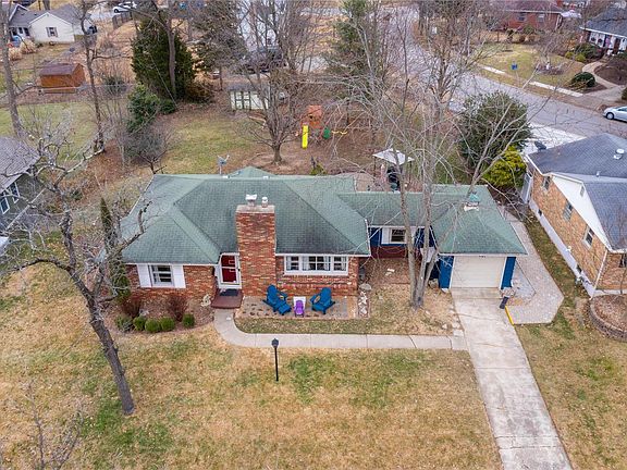 2nd image of 908 Leawood Dr