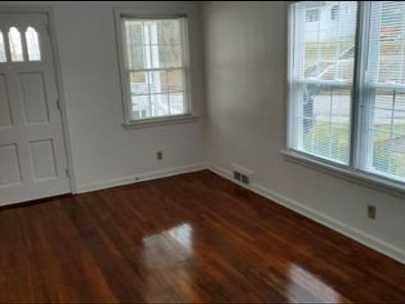 Living Room/Front Door