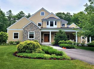 41 Madaket Ln, Kennebunk, ME 04043