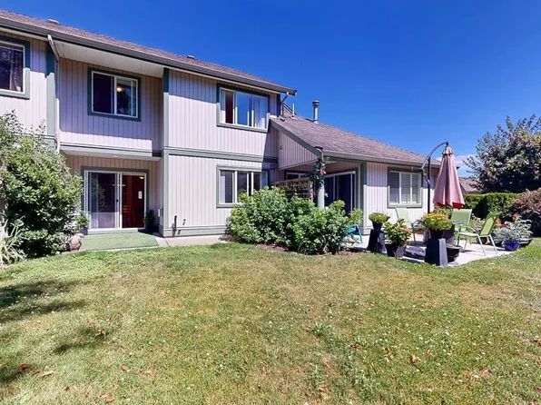 735 Park Rd #34, Gibsons, BC V0N 1V7